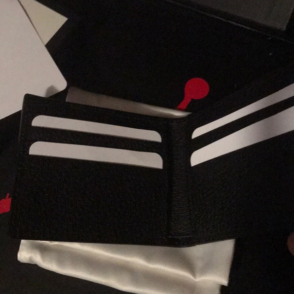 Gucci wallet - Picture 2 of 4
